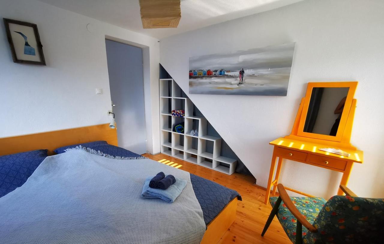 Vila Verbana Apartments Vrbnik Zewnętrze zdjęcie